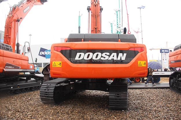 斗山挖掘机图片 斗山挖掘机图片